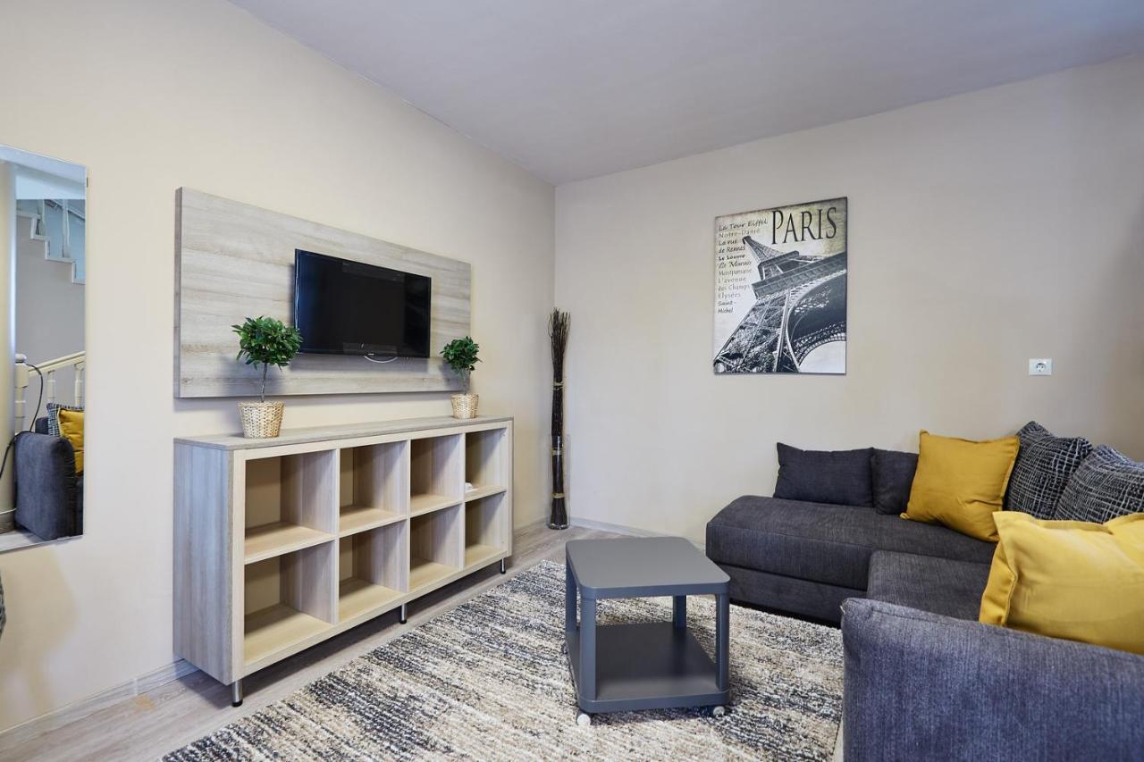Ovar Apartman Мошонмадяровар Екстер'єр фото